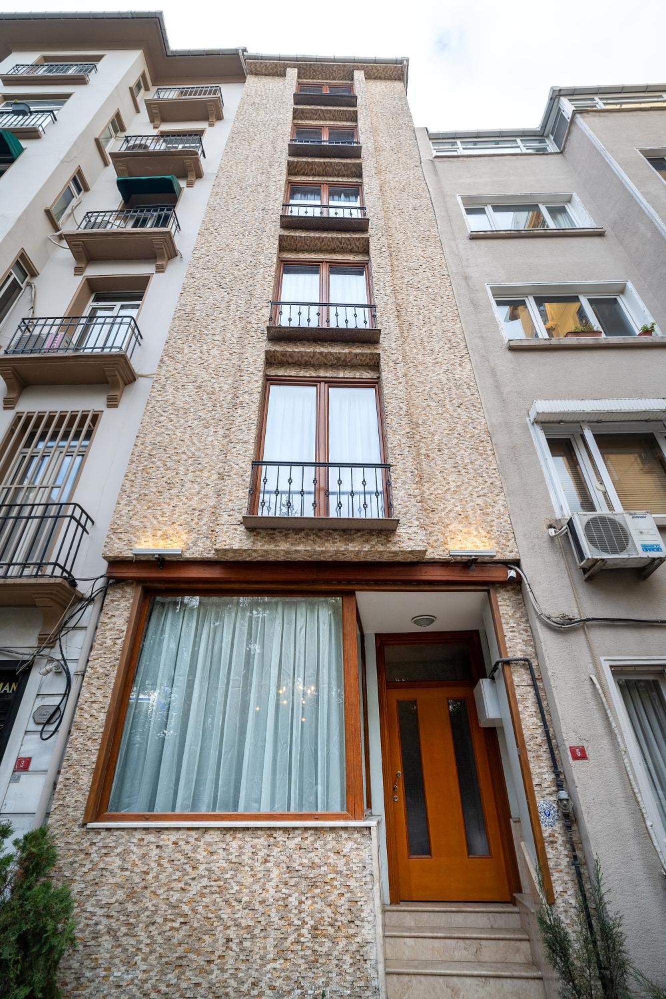 Urban Quarters - Guemuessuyu İstanbul
