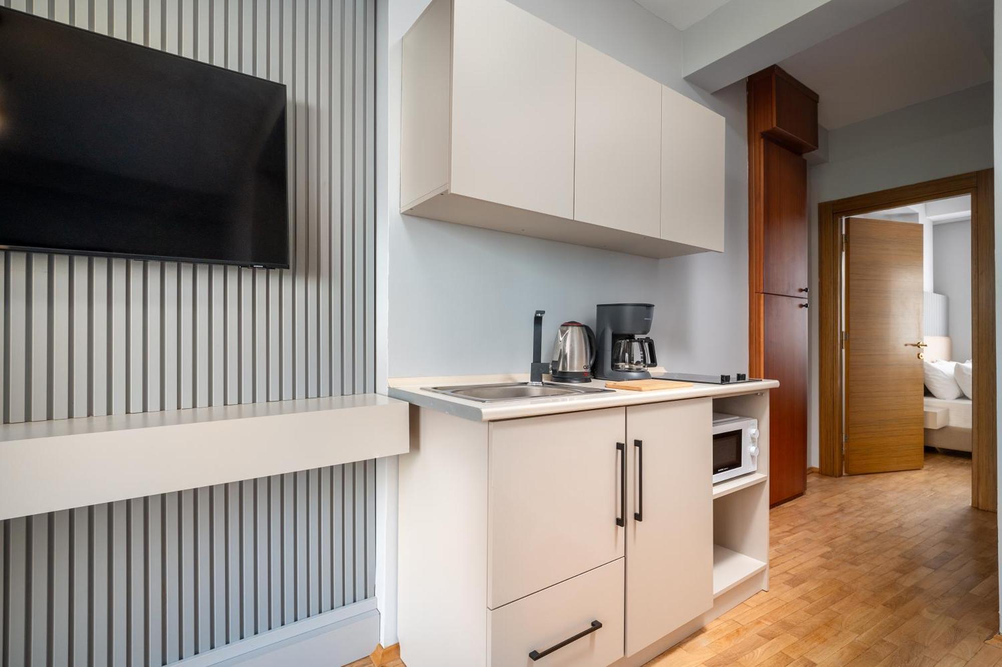Urban Quarters - Guemuessuyu Apart Otel *