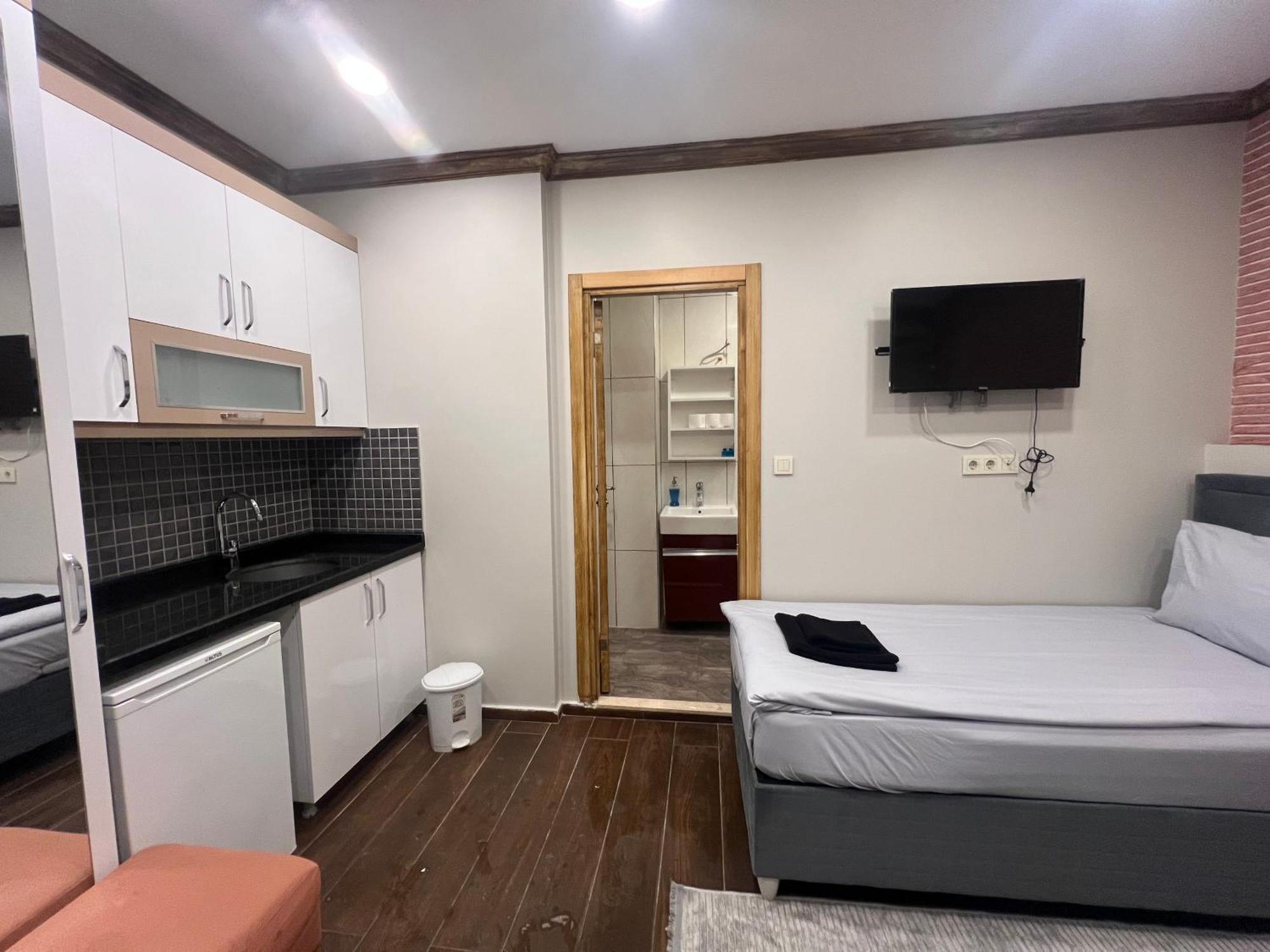 Kamer Apart Hotel *