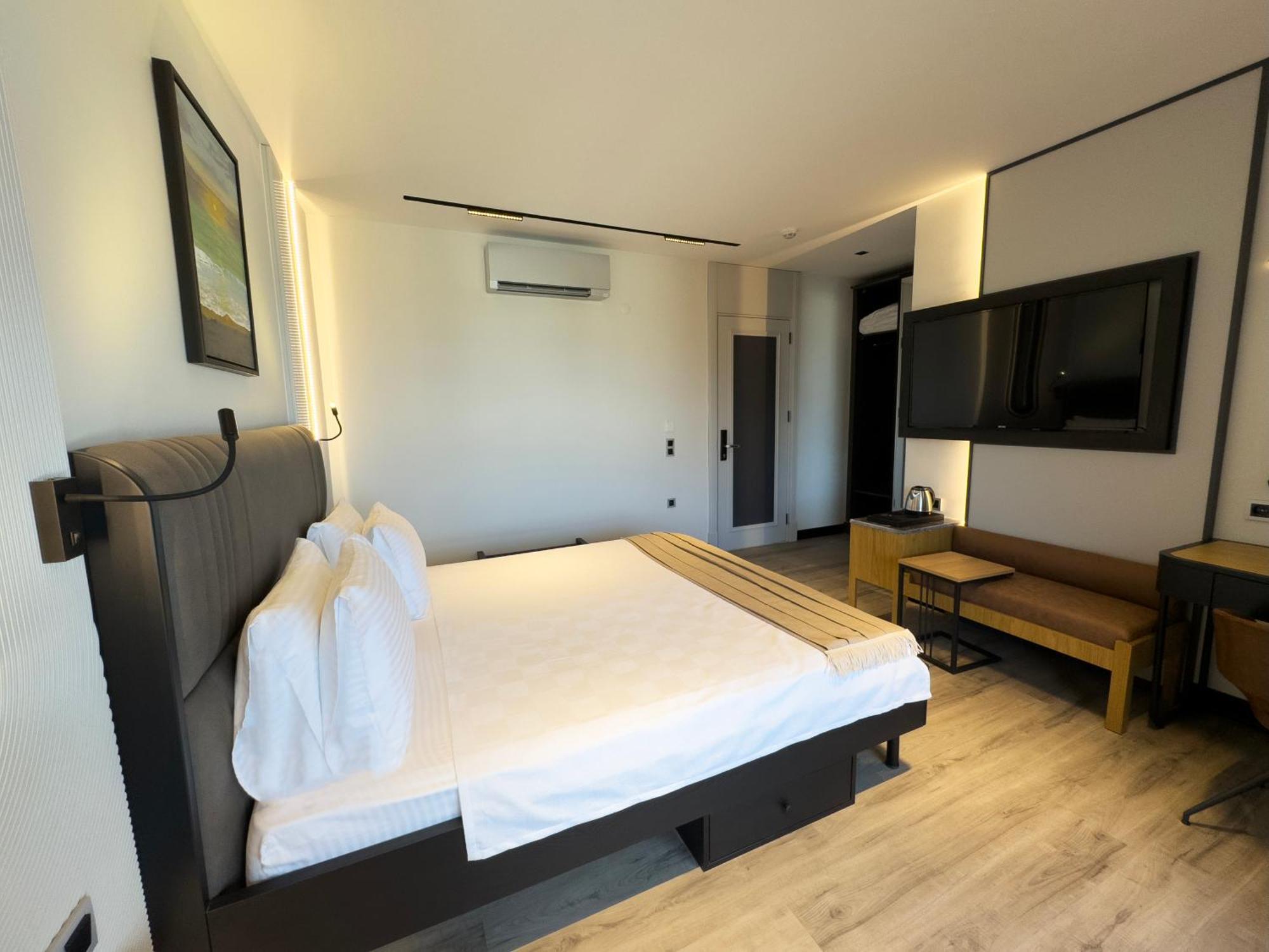 Hotel Business Airport *