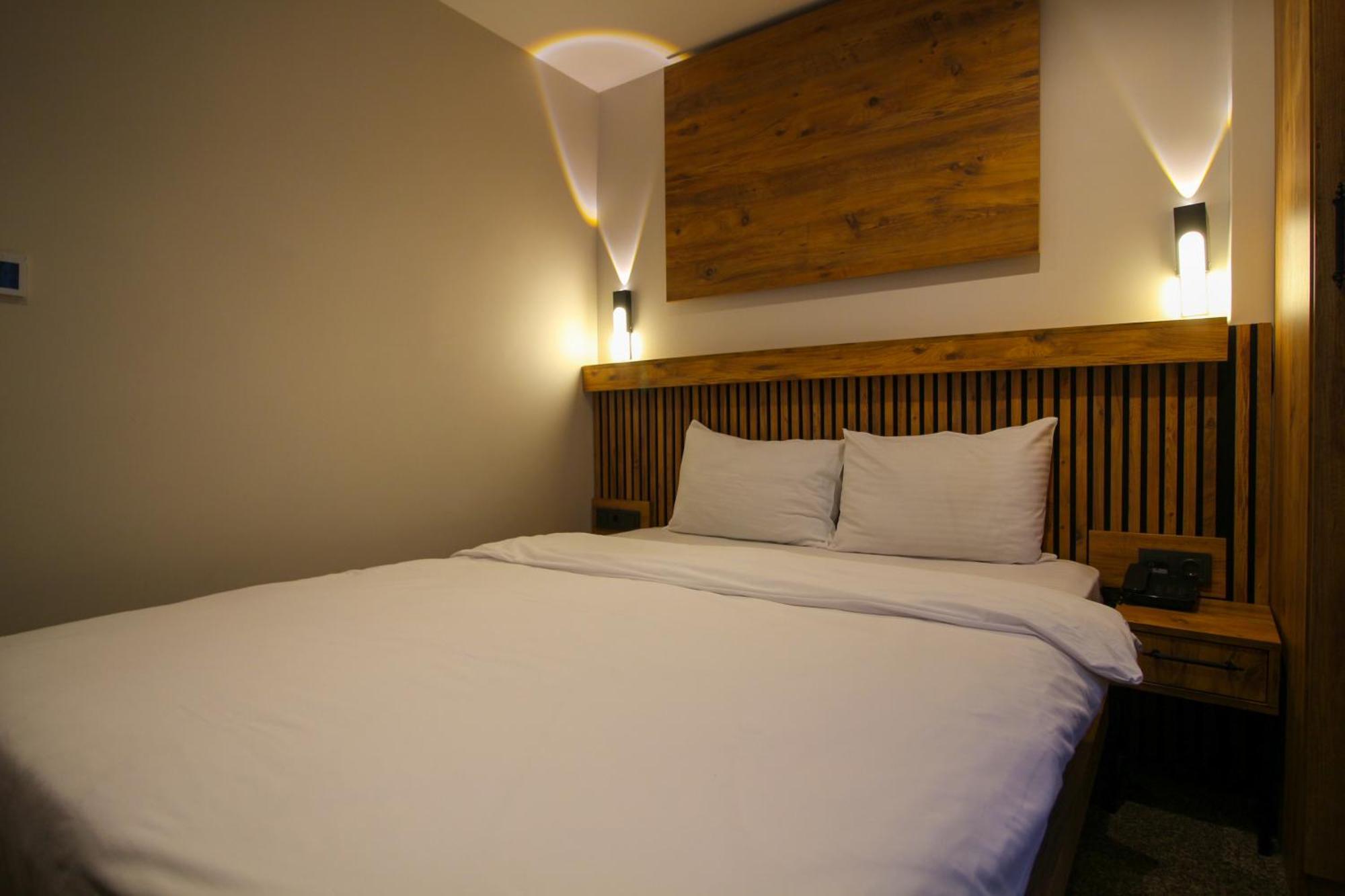 Kaya Hotel Saw