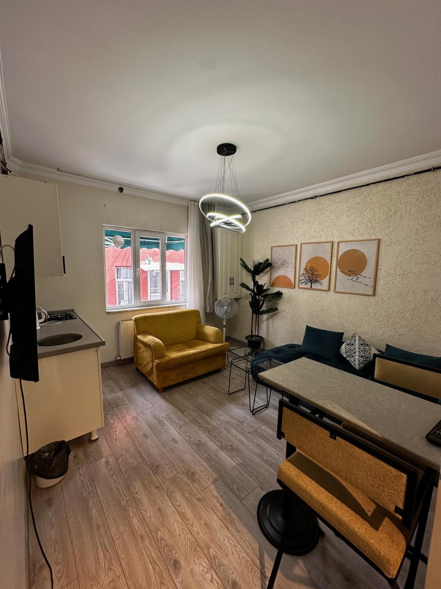 Hotel Taksim White