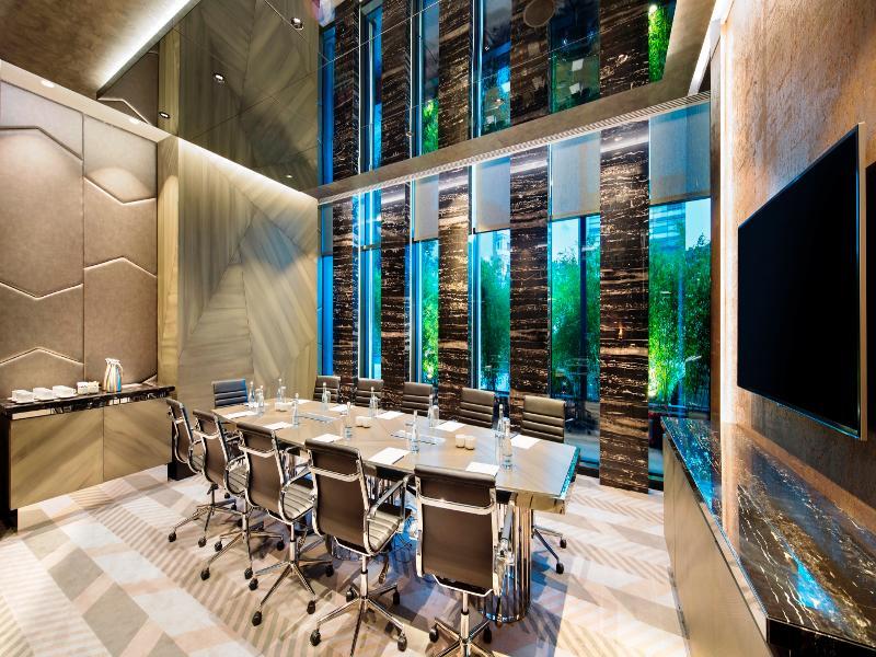 Doubletree By Hilton - Piyalepasa Hotel Istanbul