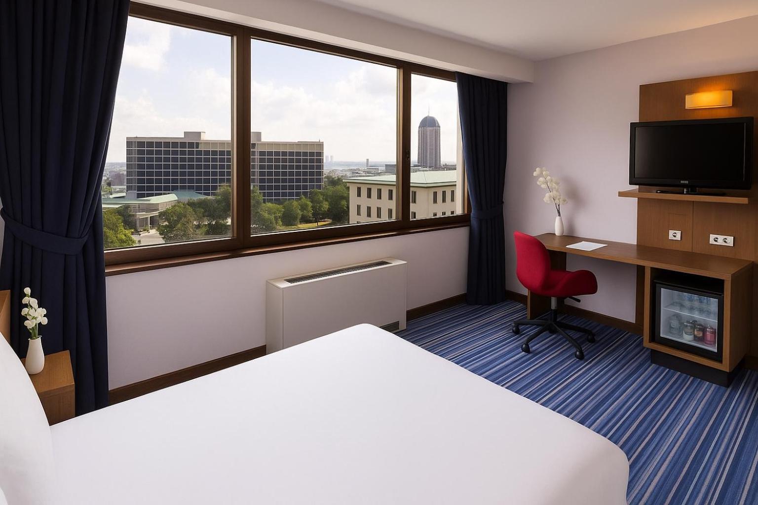 Taxim Express Bosphorus Hotel 4*
