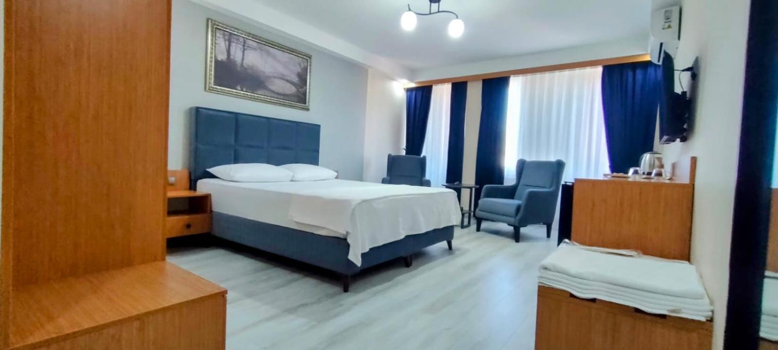 Hotel Lantis *