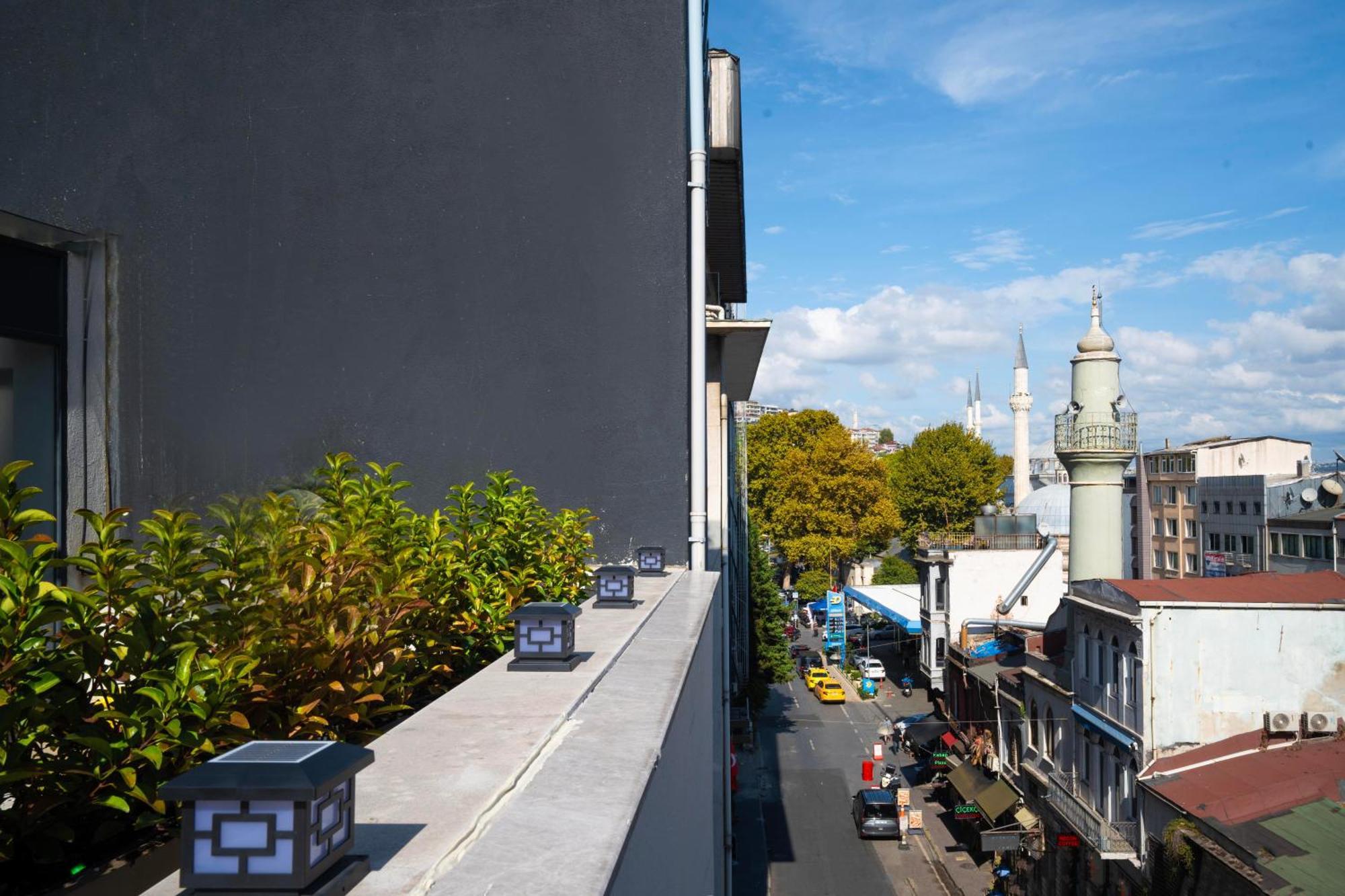 Smart And Simple Karakoy Hotel *