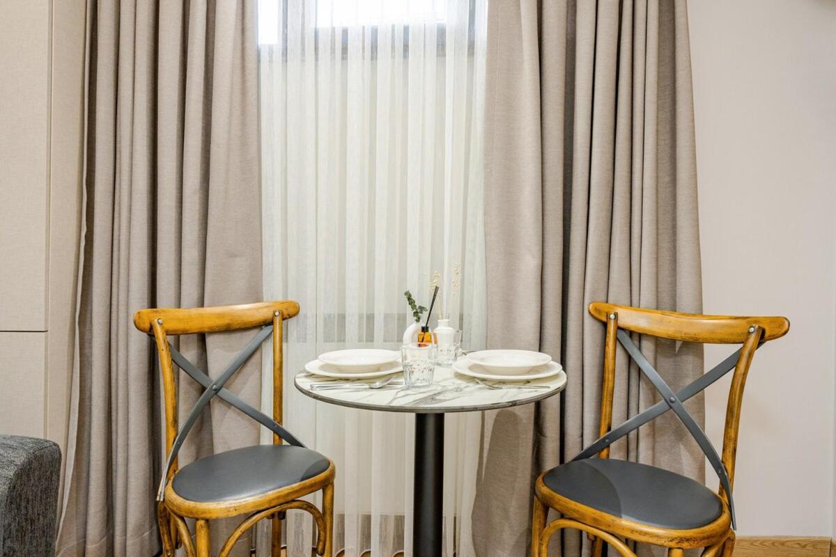 Chido Aparthotel *