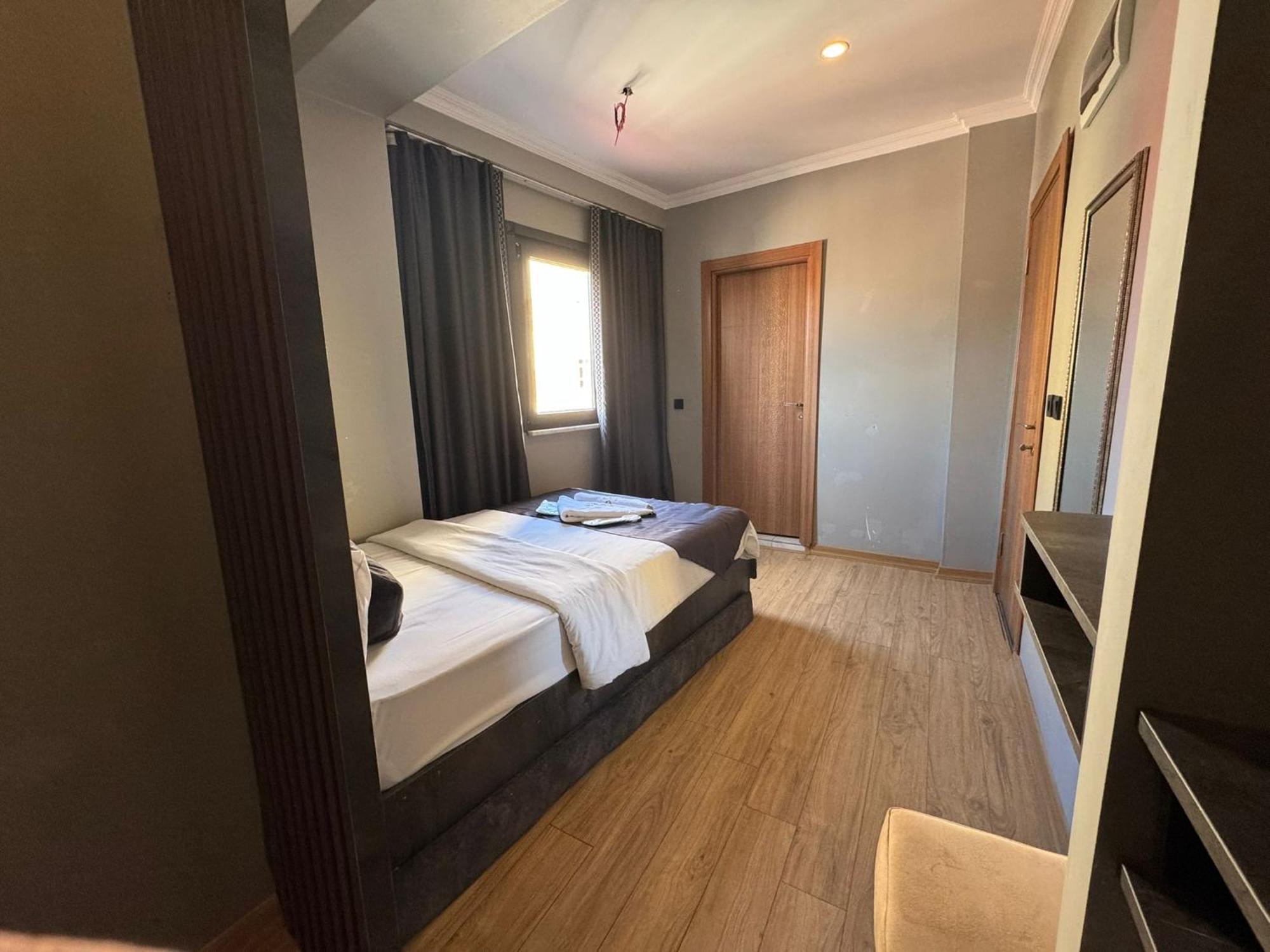 Aparthotel Nuperasuit *
