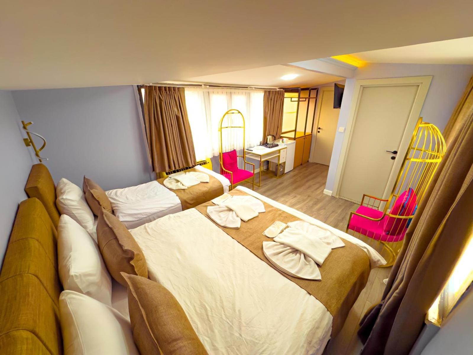 House 1 Aparthotel *