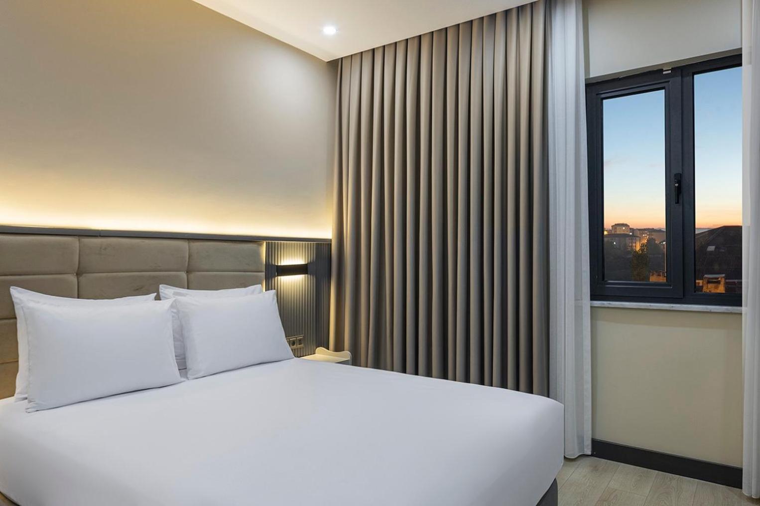 Garner - Airport Arnavutkoy Resort