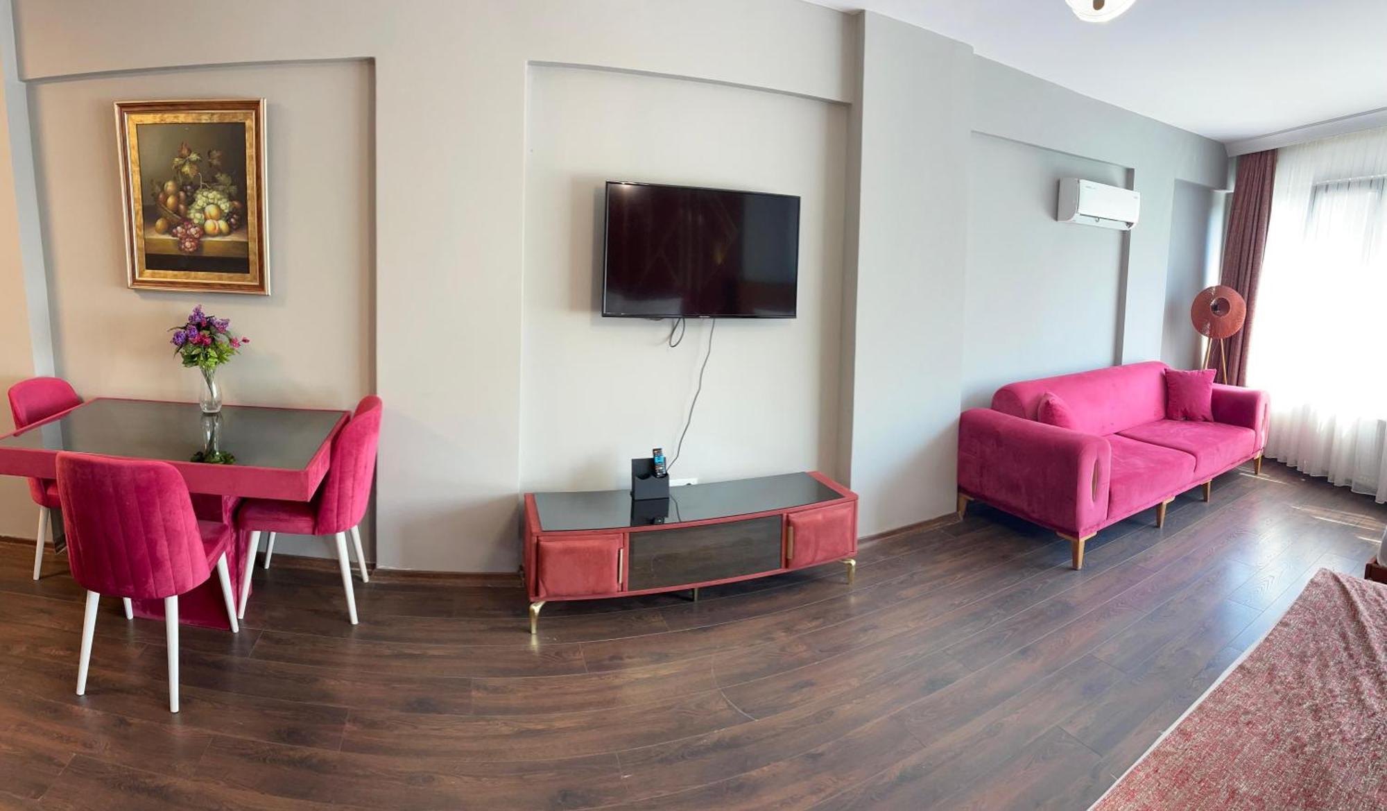 Aymira Aparthotel 3*