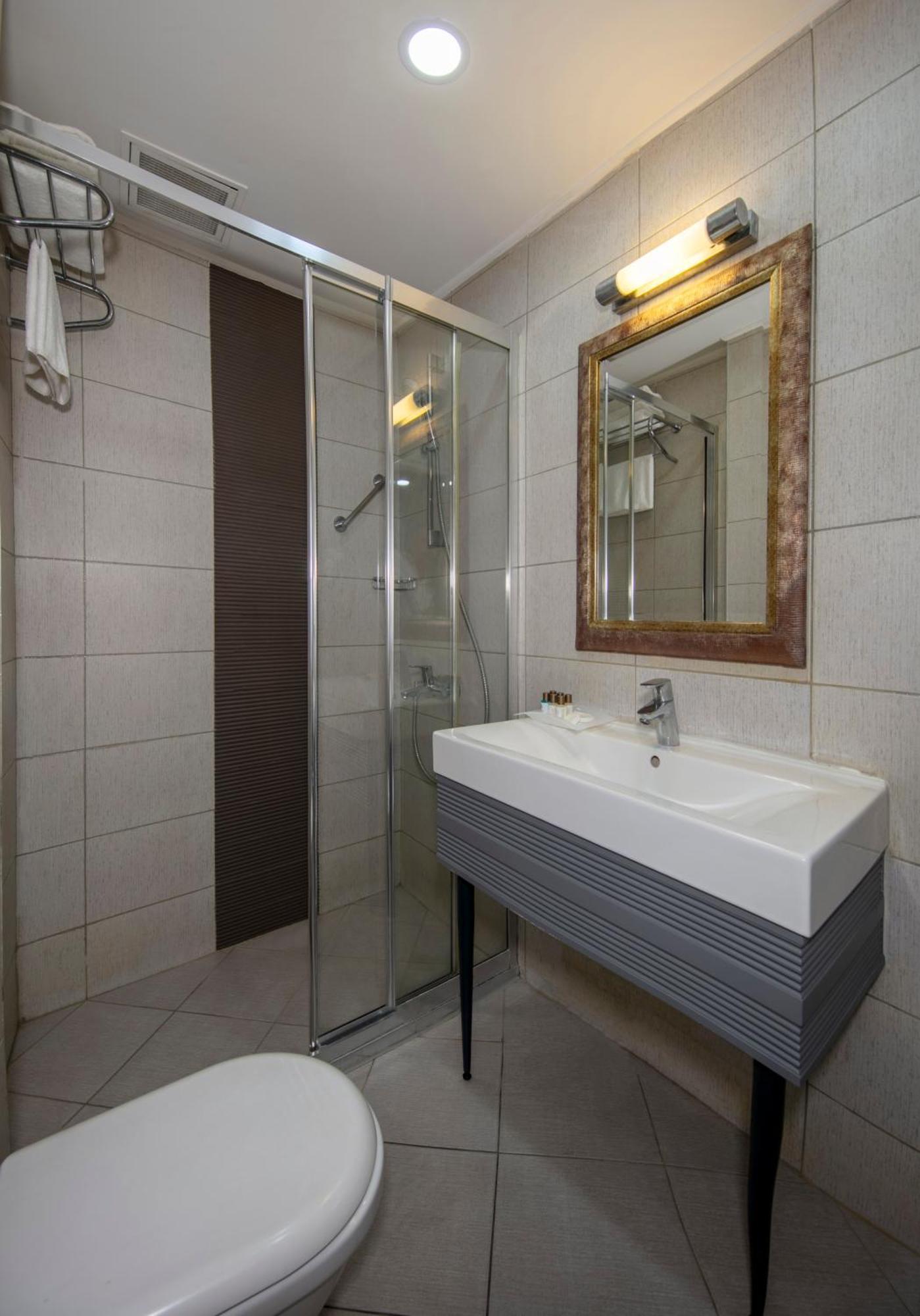 Tilia Hotel