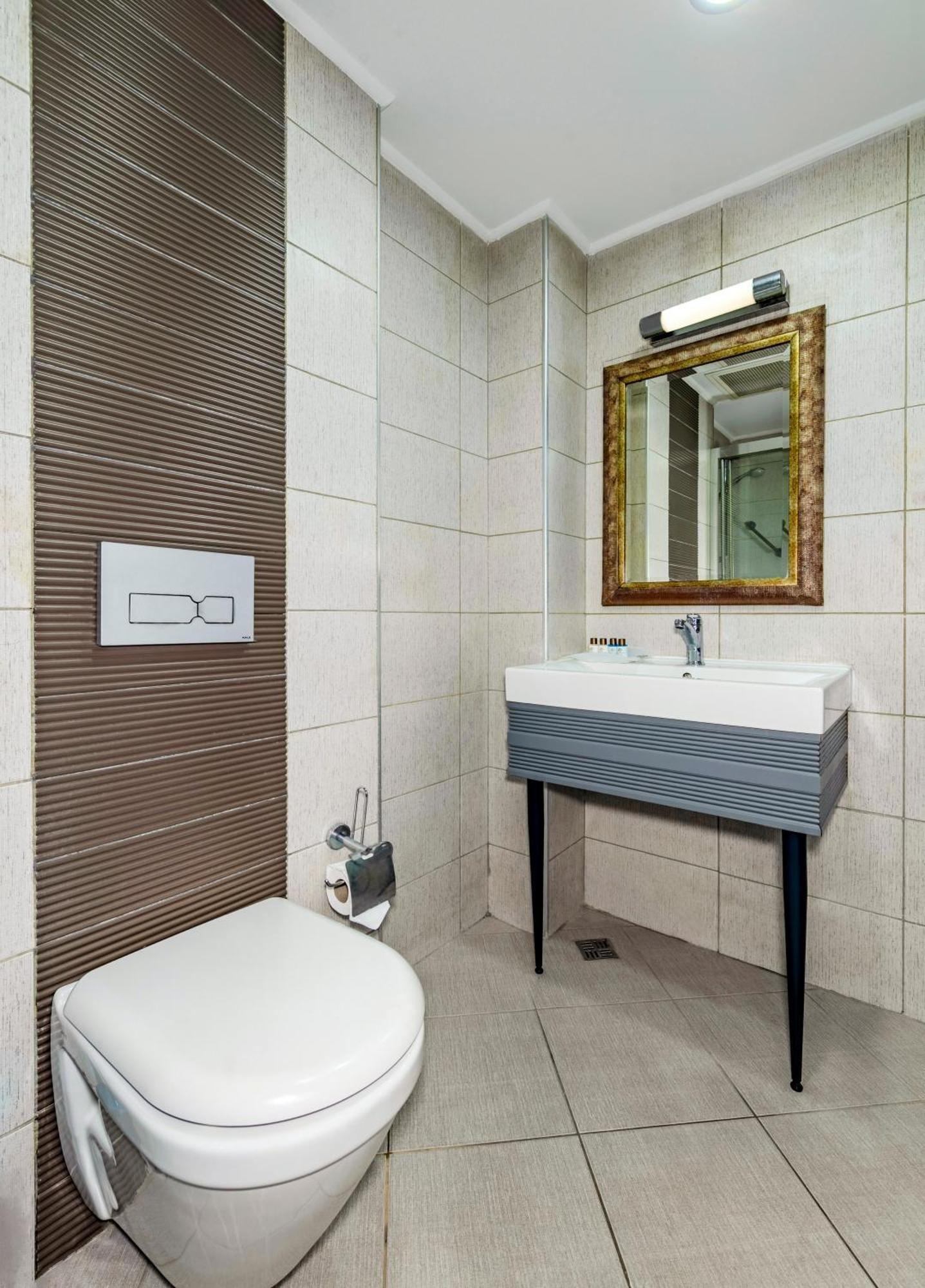Tilia Hotel 4*