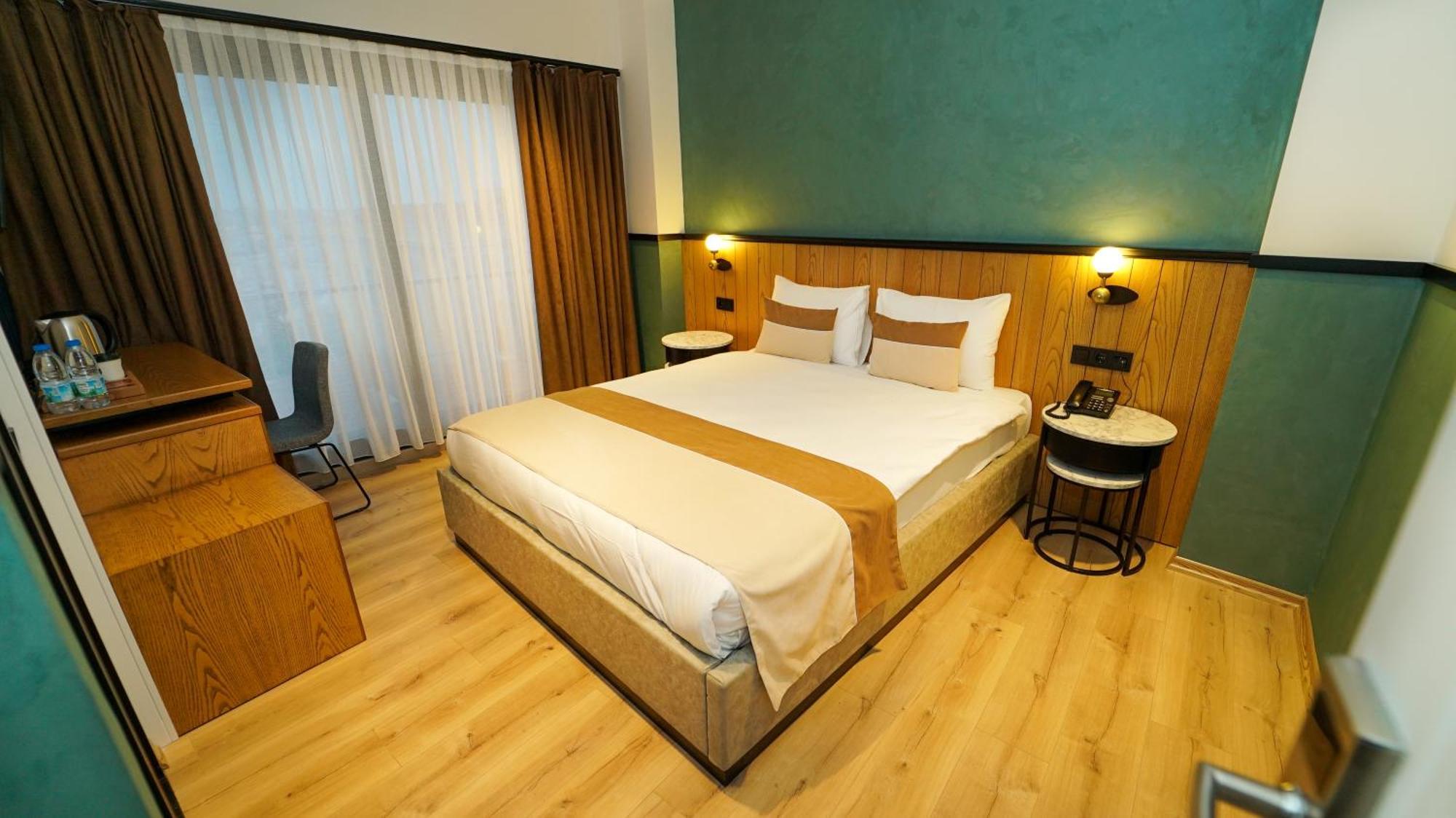 Fragments Otel