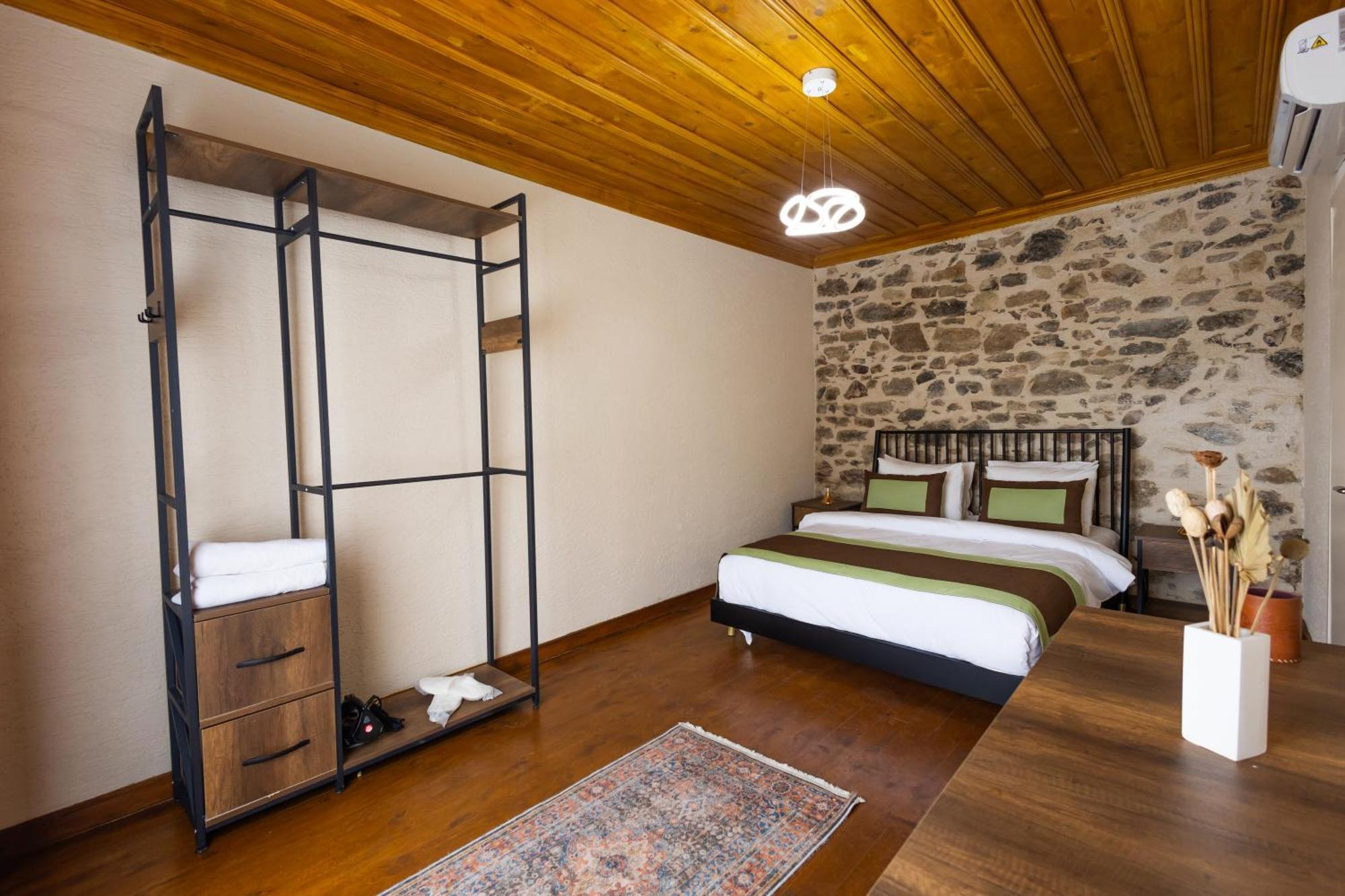Fragments Otel