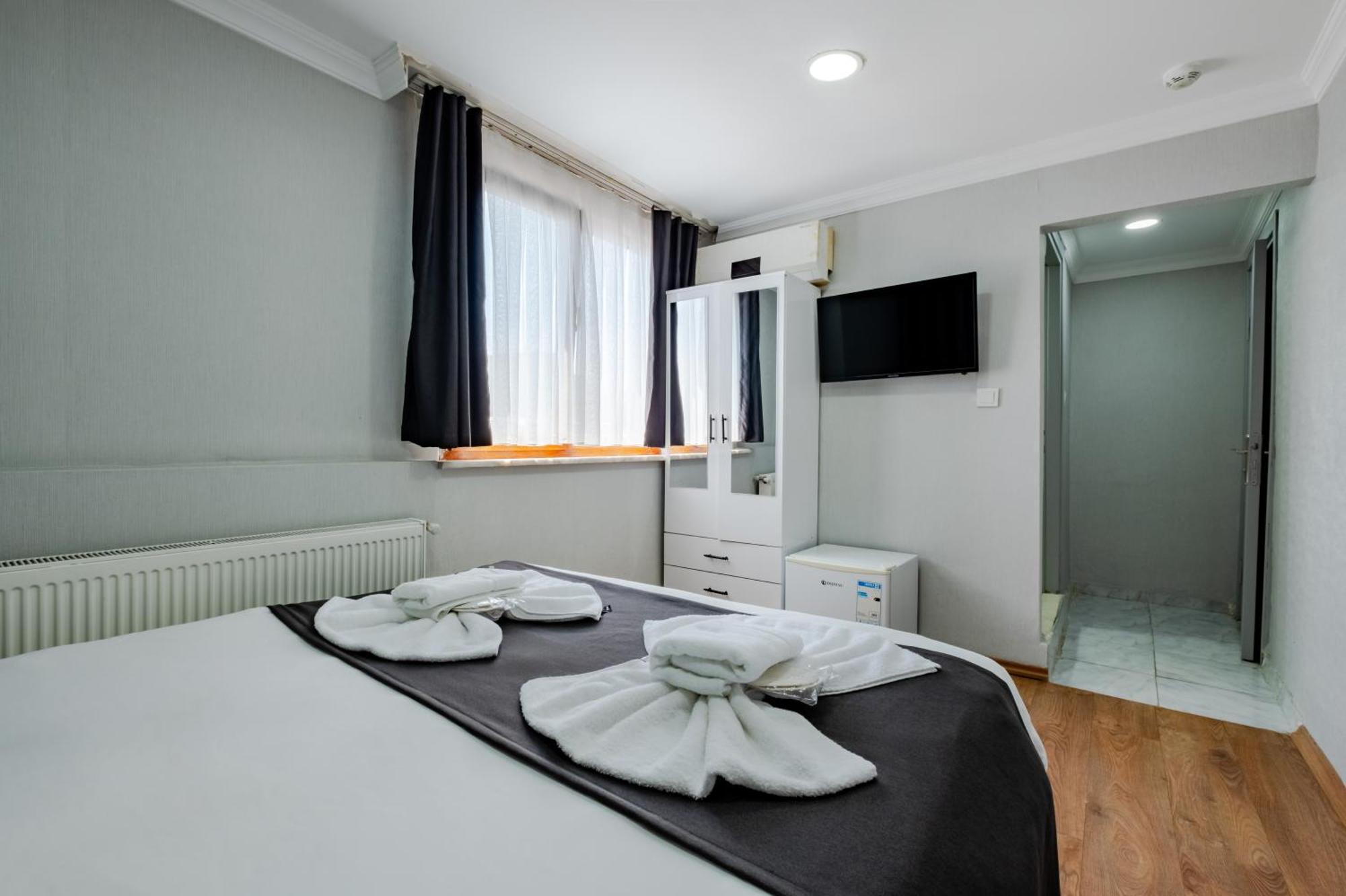 Jammy Hotel *