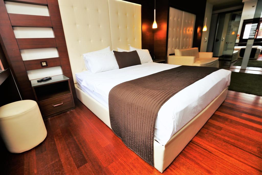Eternity Boutique 4*