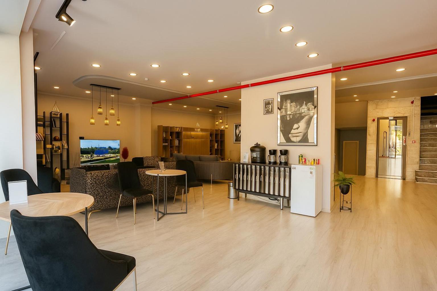 Monezza Avcilar Hotel