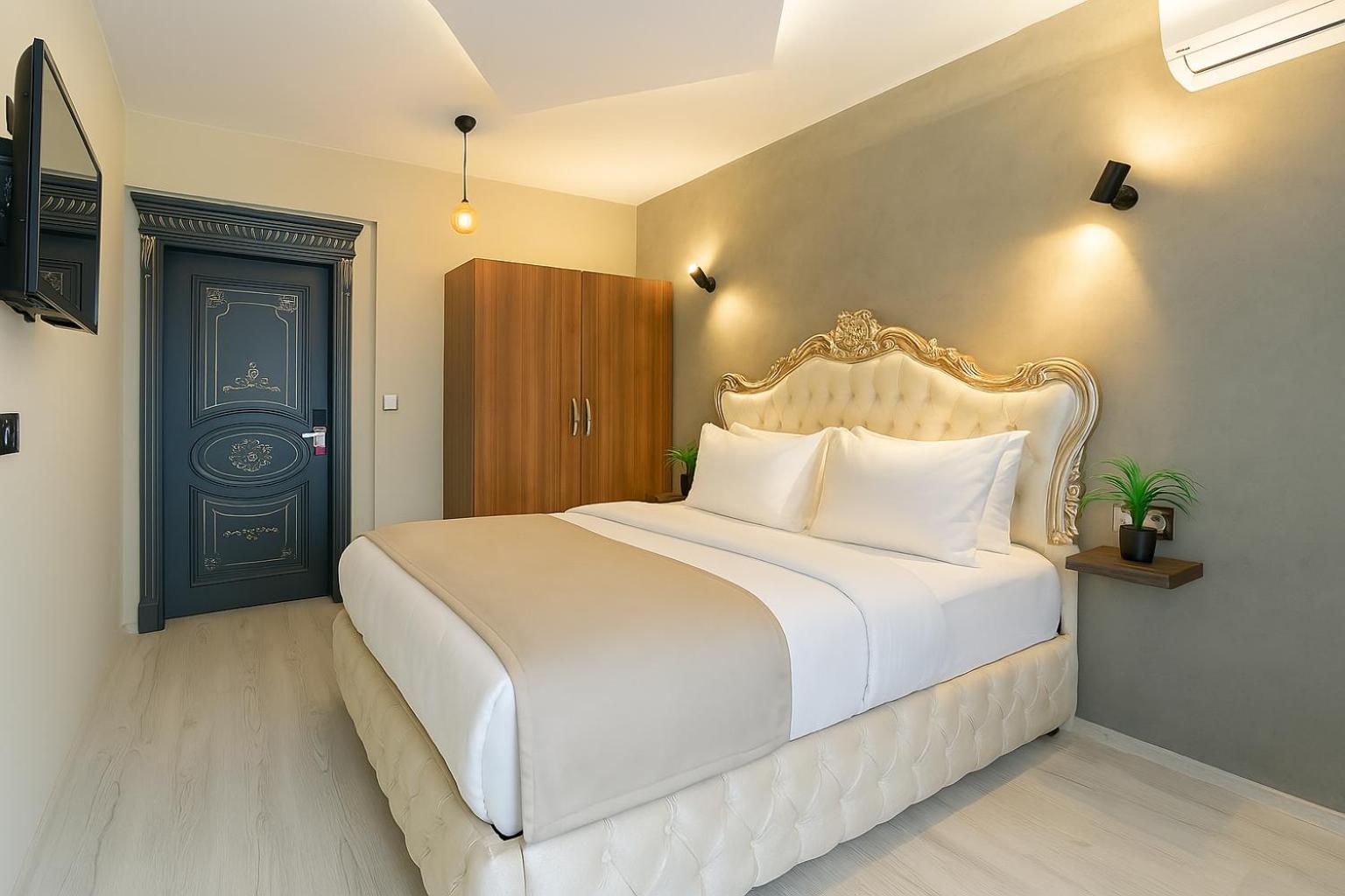 Monezza Avcilar Hotel 3*
