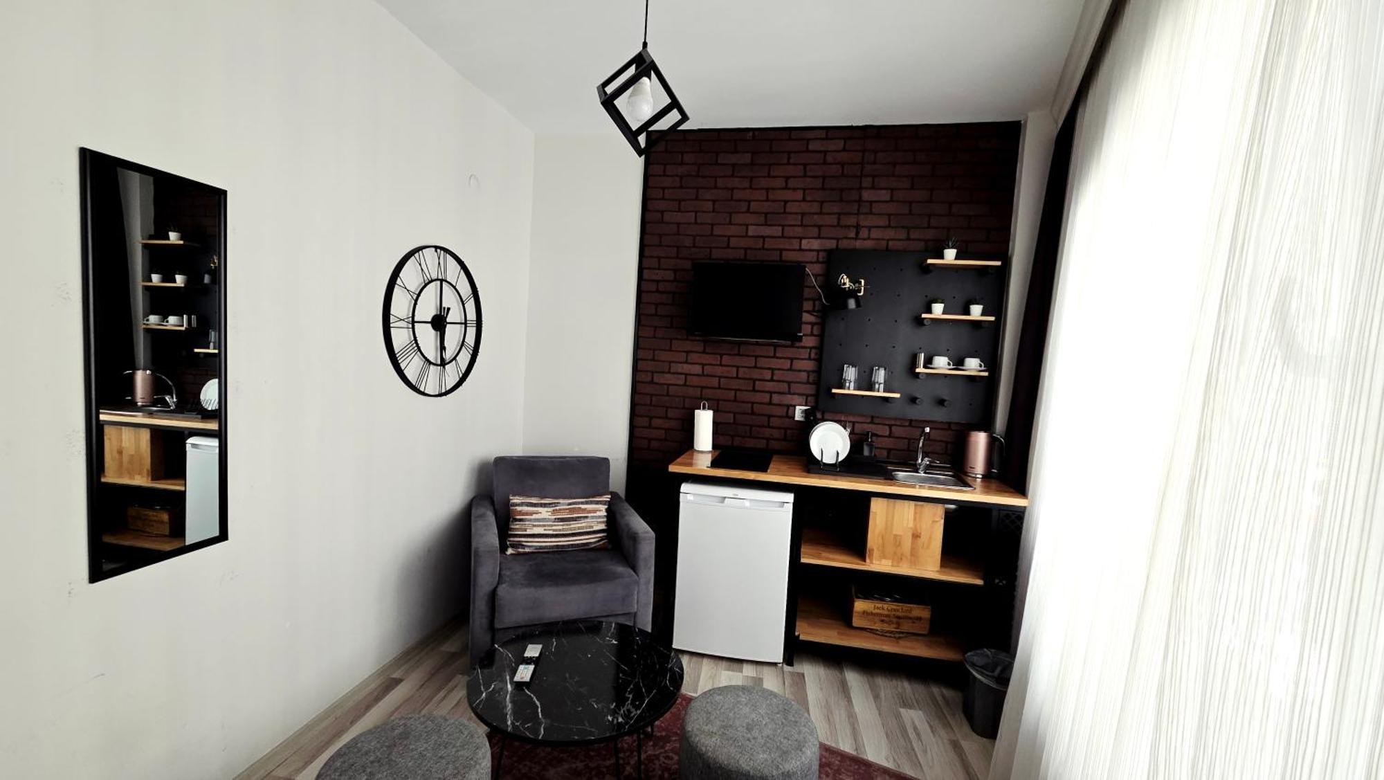 Social House Hotel *