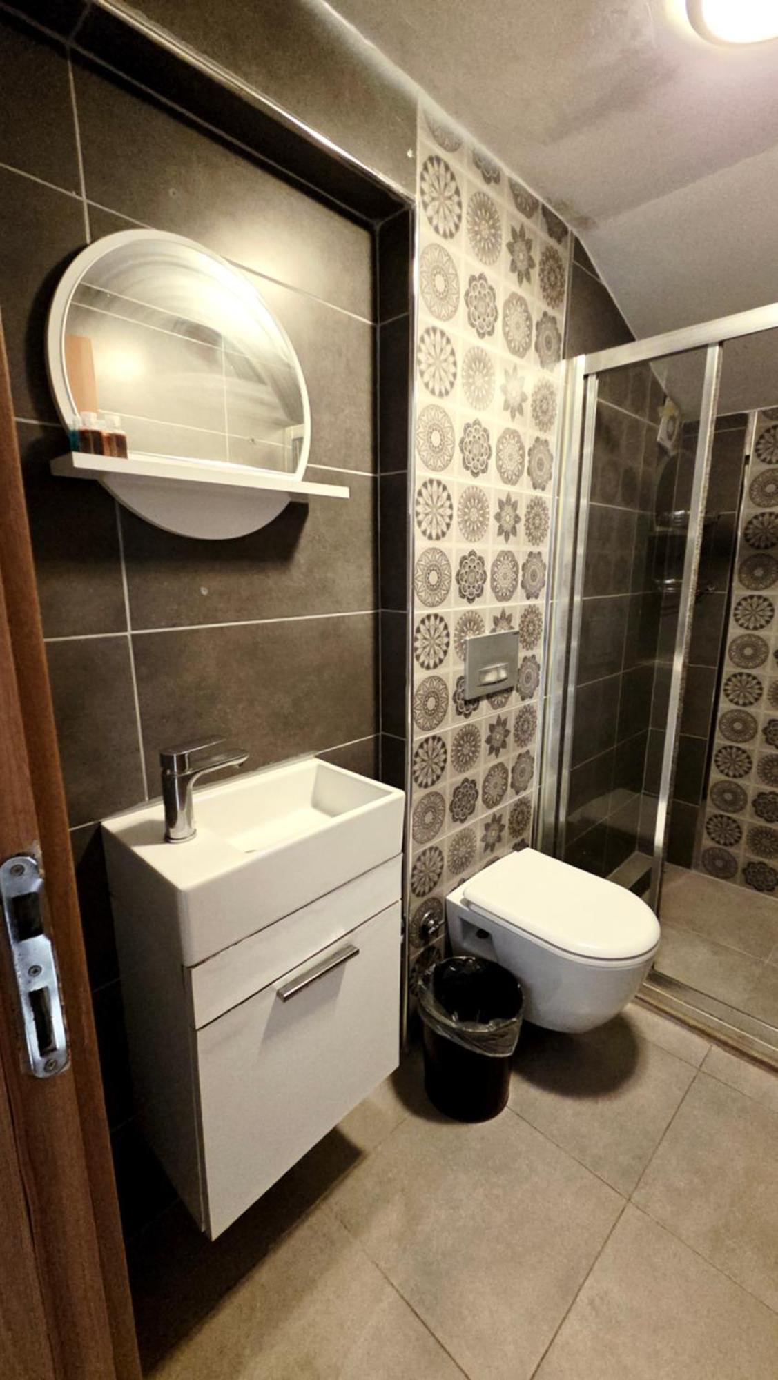 Social House Mil Hotel *
