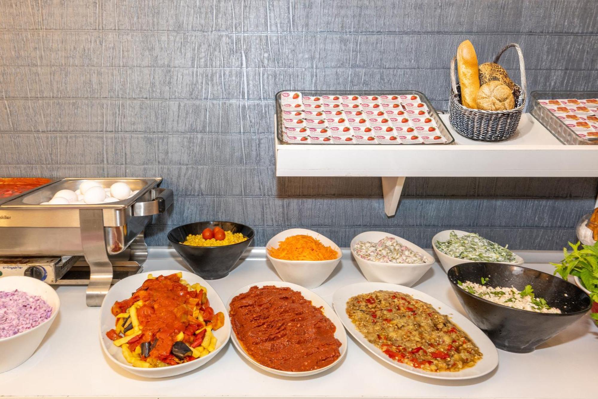Hotel Istanbul Holiday Hotel 3*