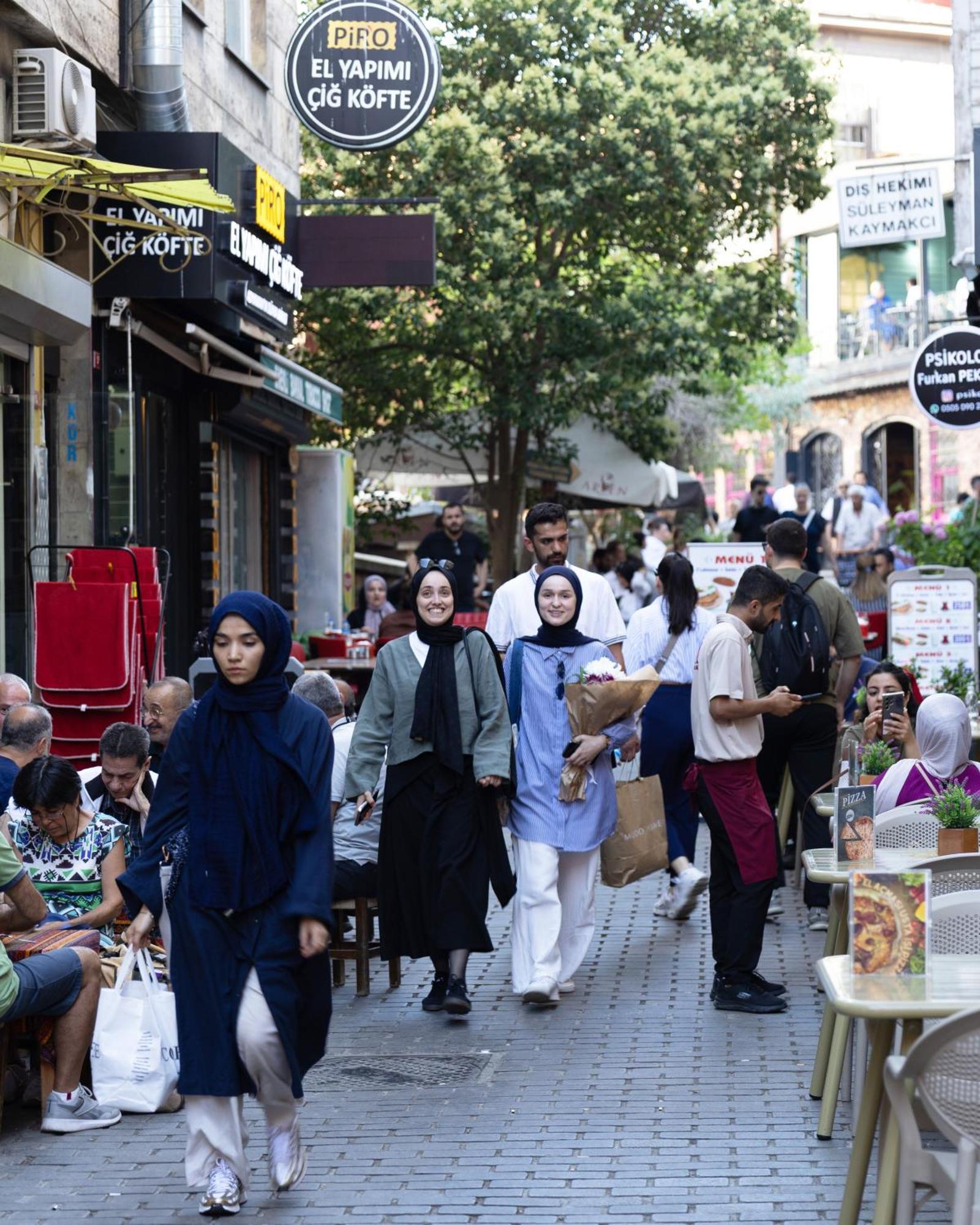 Frezya - Exclusively Woman * Istanbul