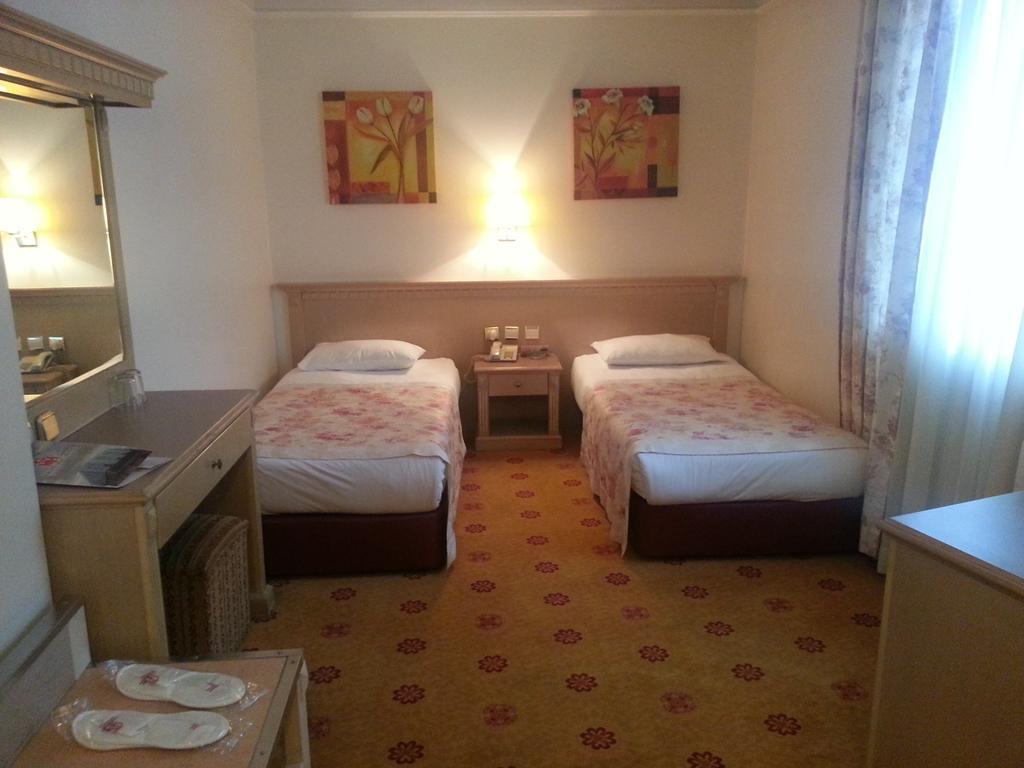 Grand Medya 4*
