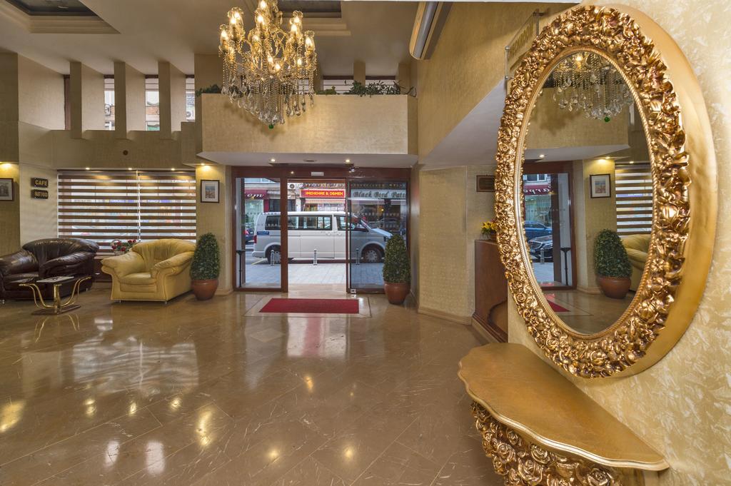 Beyaz Kugu Istanbul
