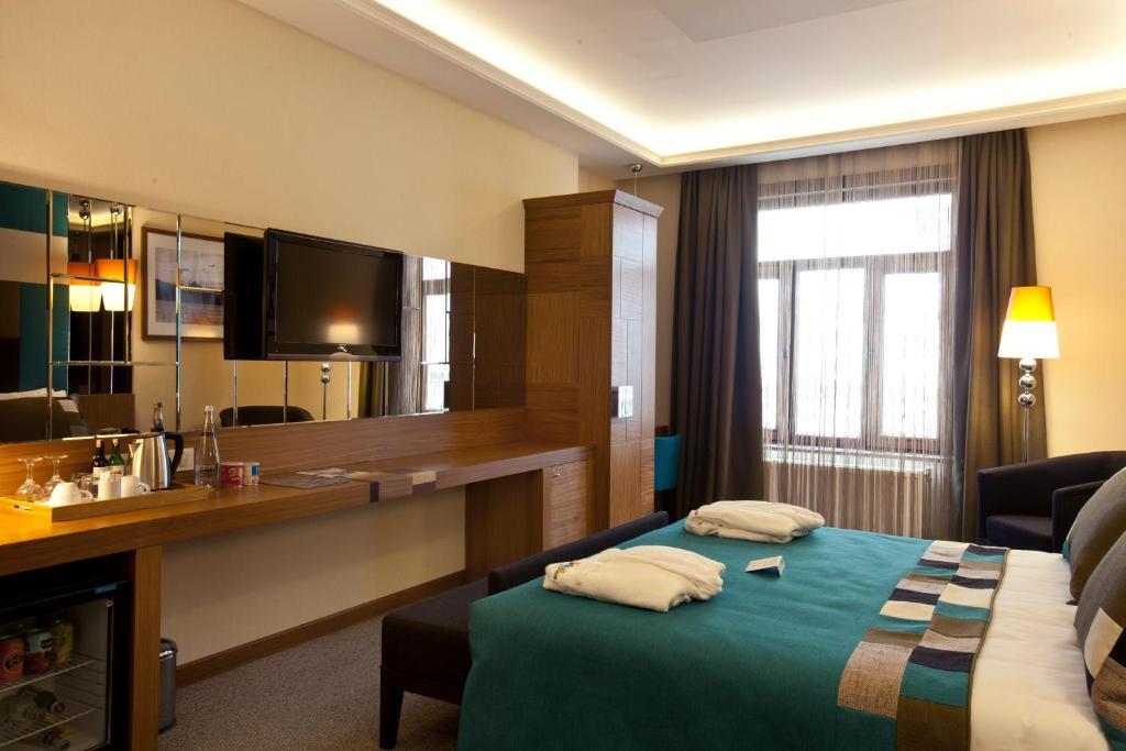 Collage Cihangir 33 Aparthotel