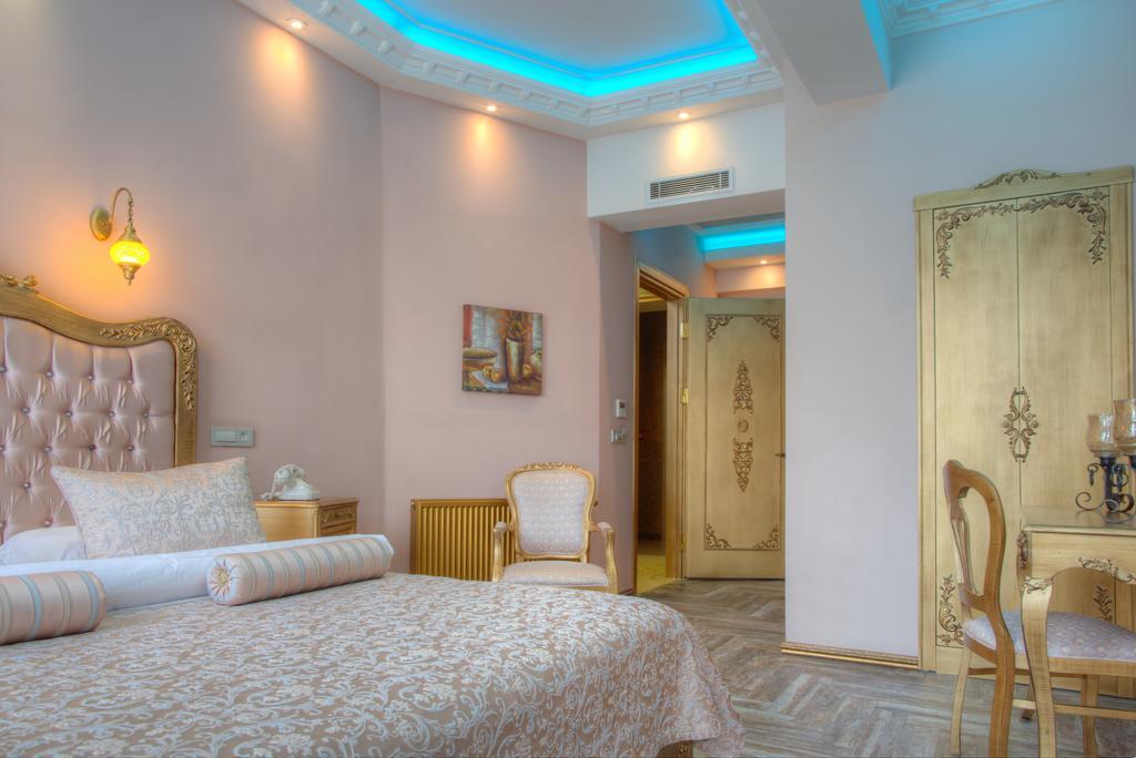 Artdeco Hotel