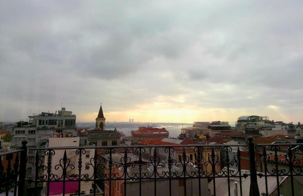 The Pera Hill 4*