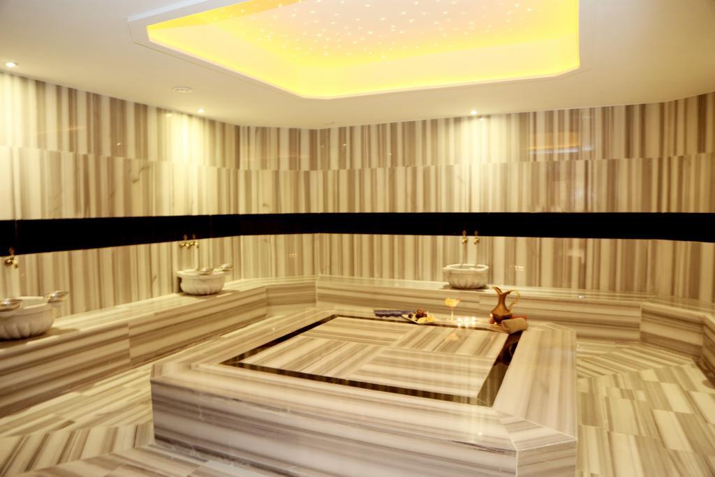 Ramada & Sisli