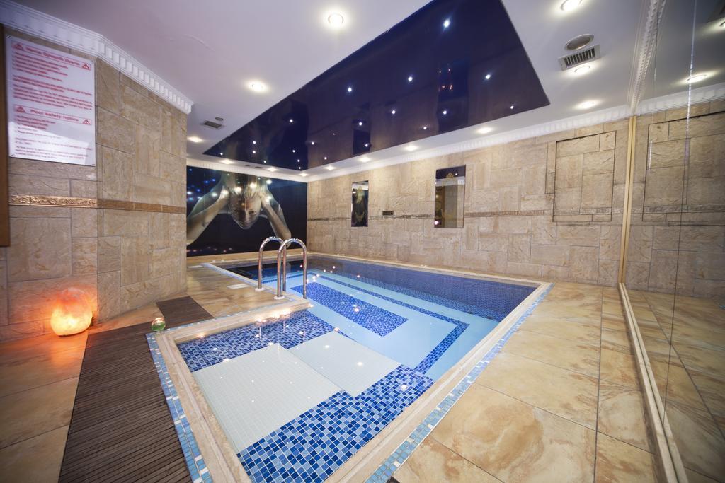 Grand Asiyan Hotel