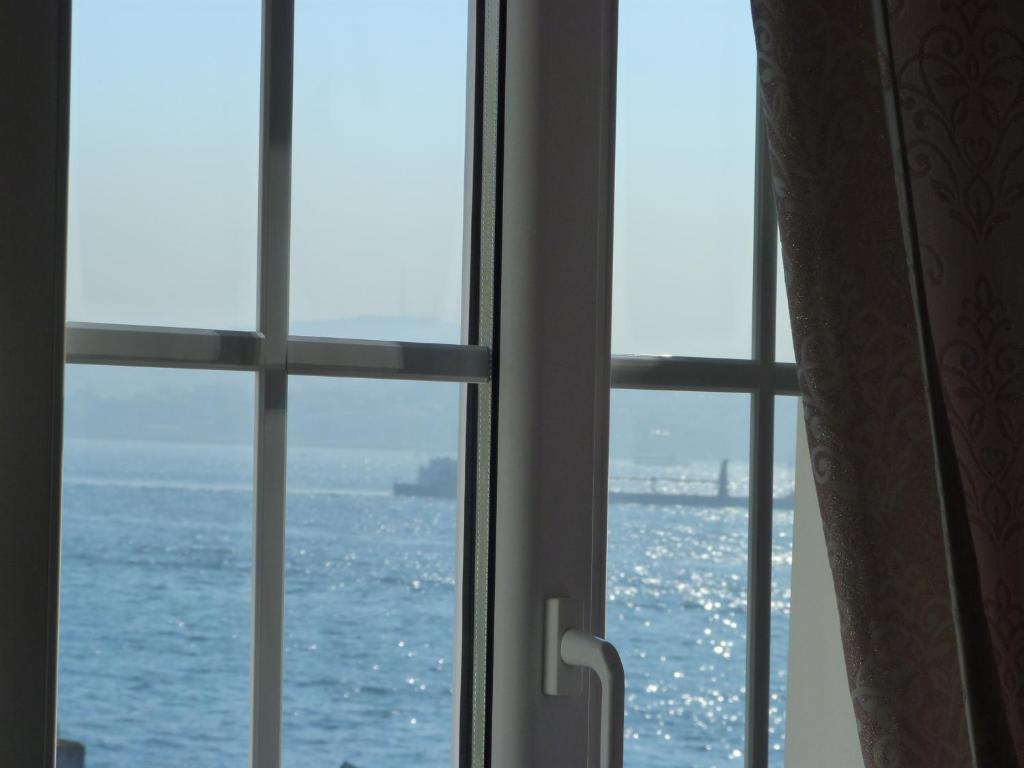 Karakoy Port