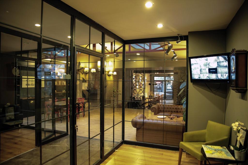 Akin Aparthotel 3*