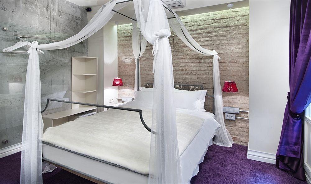 Nuru Ziya Hotel 2*