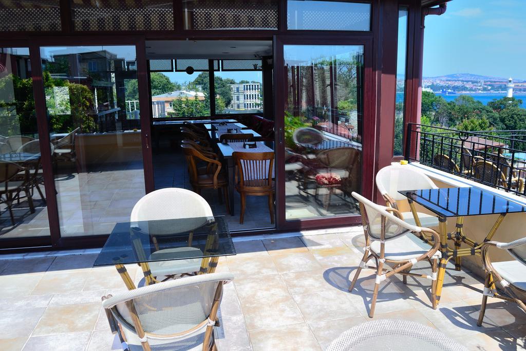 Alp Hotel