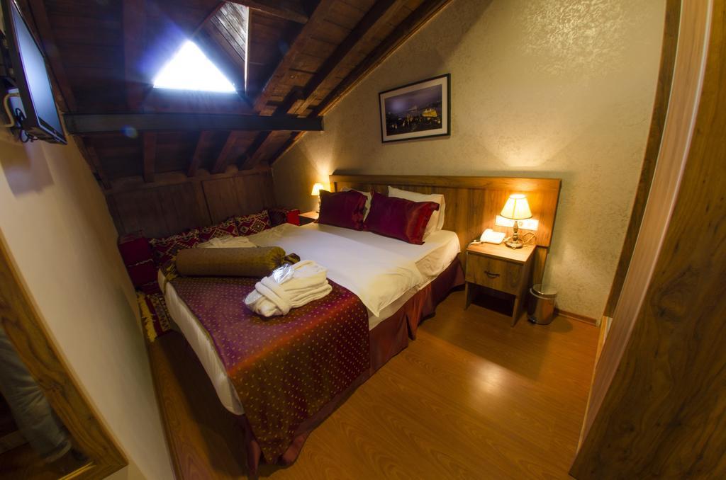 Hotel Old
