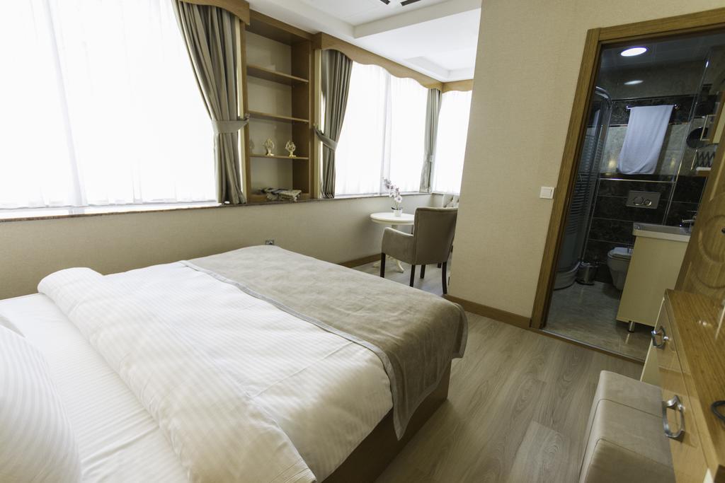 Mars Hotel