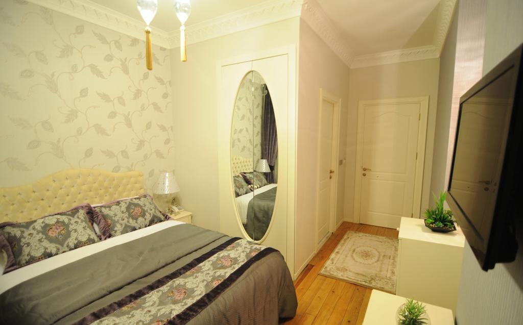 East Hotel 3*