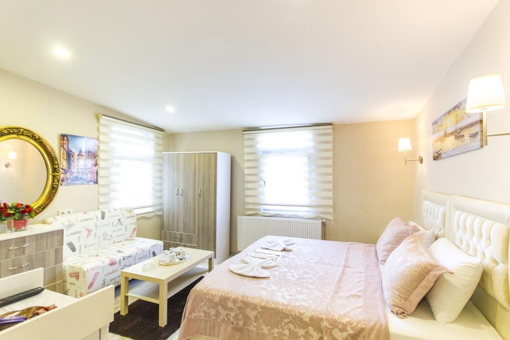 Ruby Bed & Breakfast *