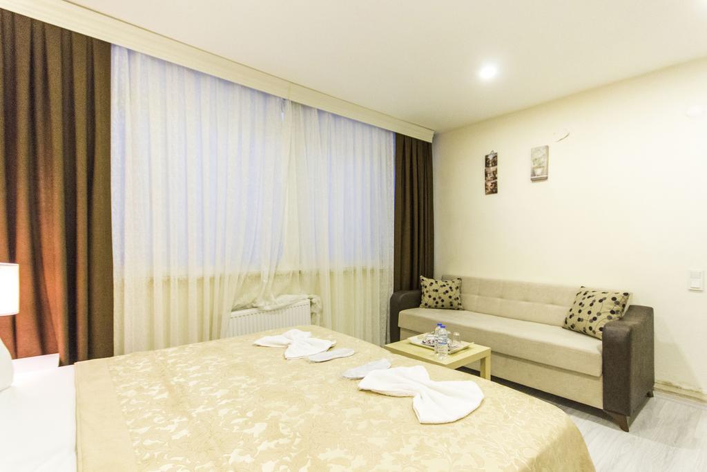 Ruby Bed & Breakfast *