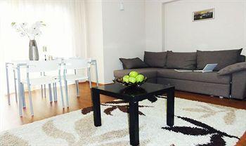 Aparthotel Akin 3*