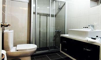 Akin Aparthotel