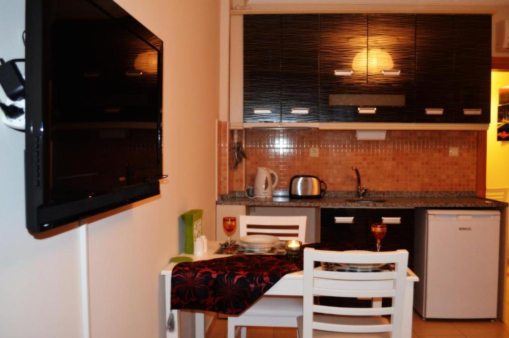 Taksim Guest 3*