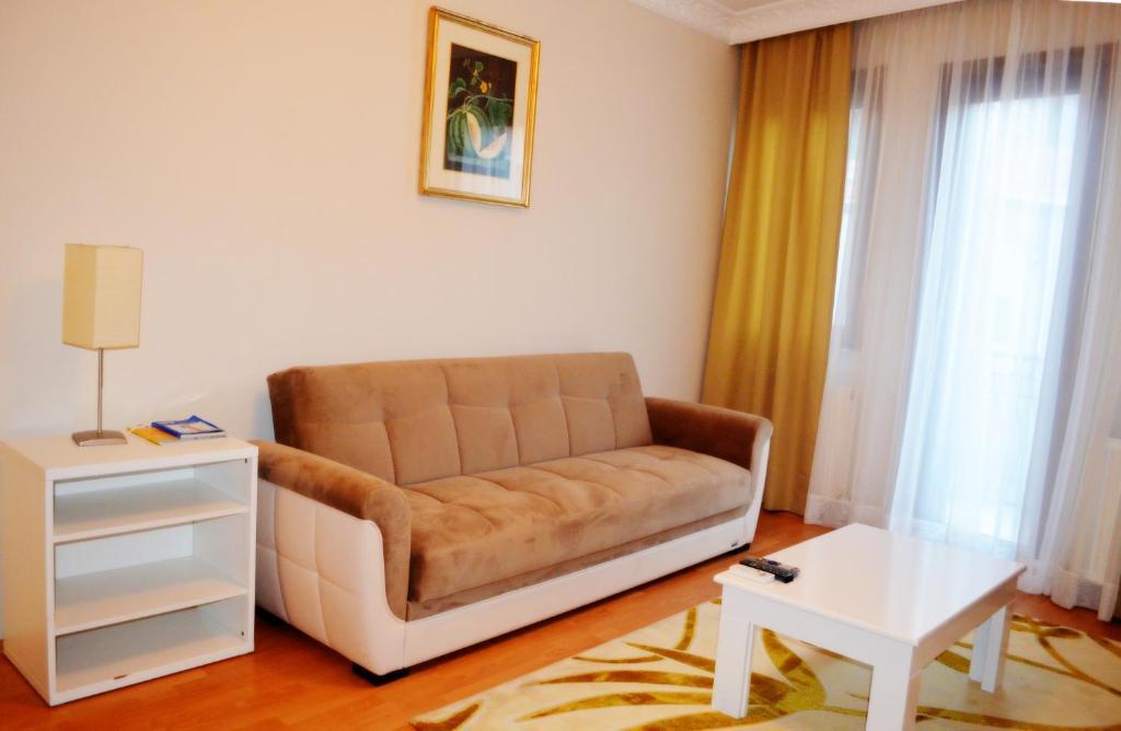 Taksim Guest