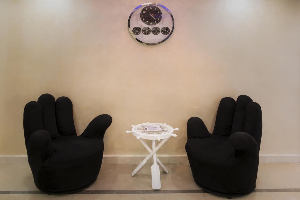 Lal Hotel 3*
