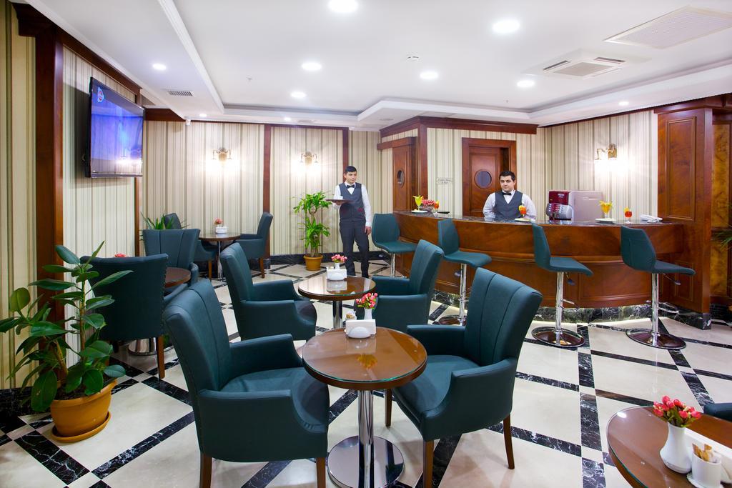 Alpinn Hotel 4*