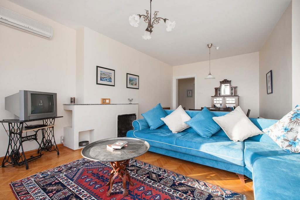 Tarus Bosphorus Apartment